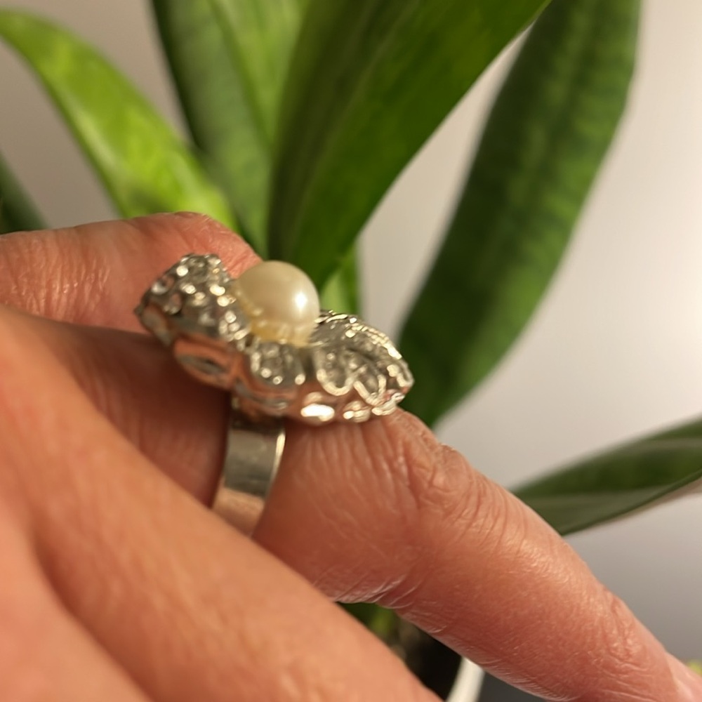 GOLD/SILVER PEARL RINGS - Picture 4 of 7